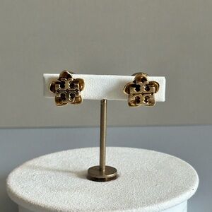 Tory Burch Gold Starburst Earrings
